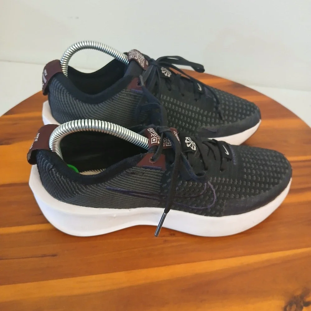 Nike Interact Run‎ Womens 7 Black Running Shoes Sneakers Training FD2292-002